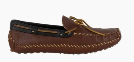 Zgodba, ki jo nosim: čar Minnetonka moccasins store in moj retro svet