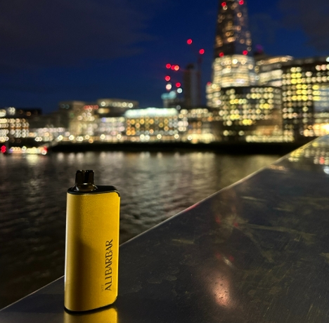 AliBarBar Vapes: Zakaj Enkratne E-cigarete Osvojajo Slovenijo?